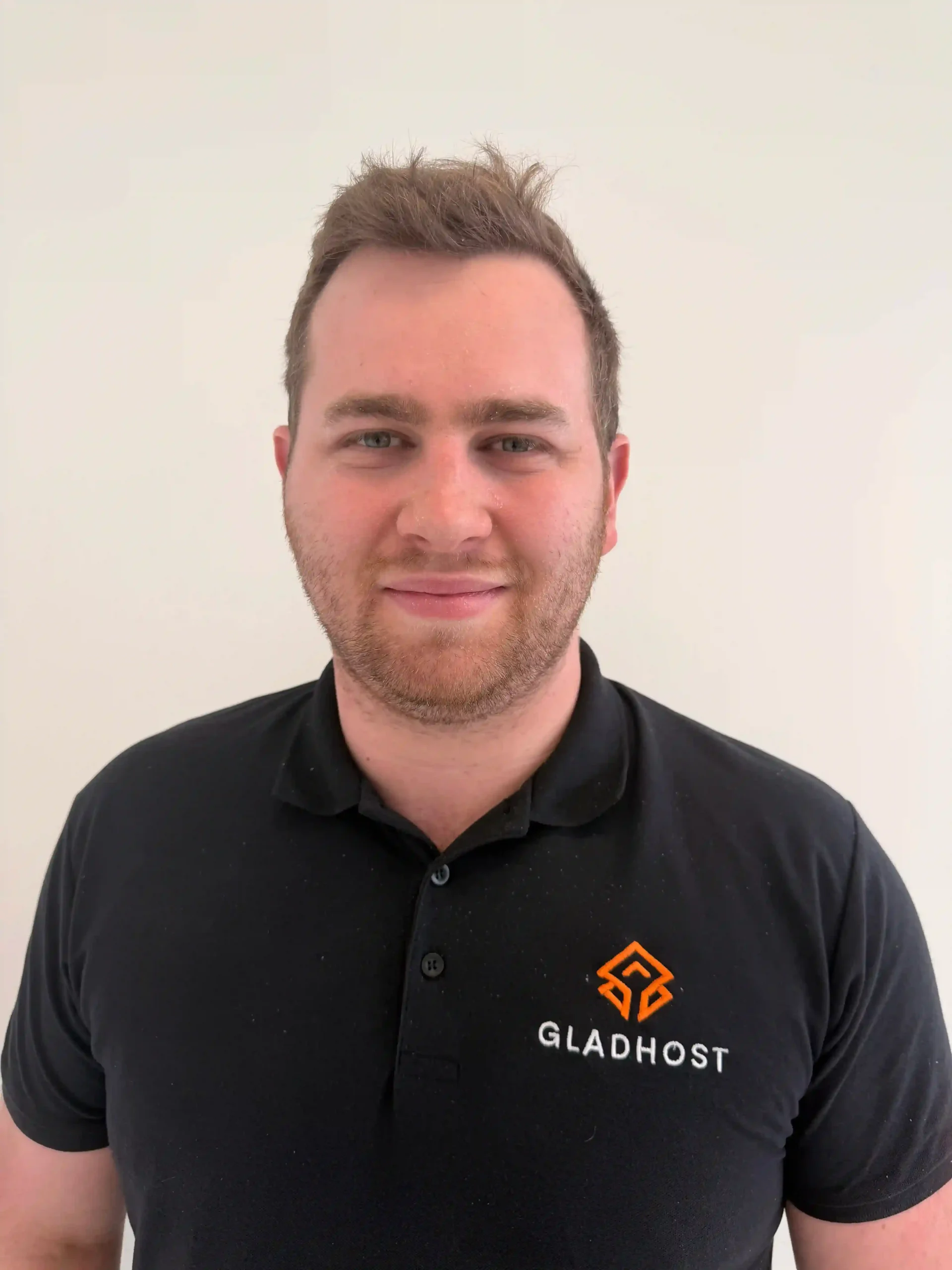 Henri Devigne avec polo Gladhost
